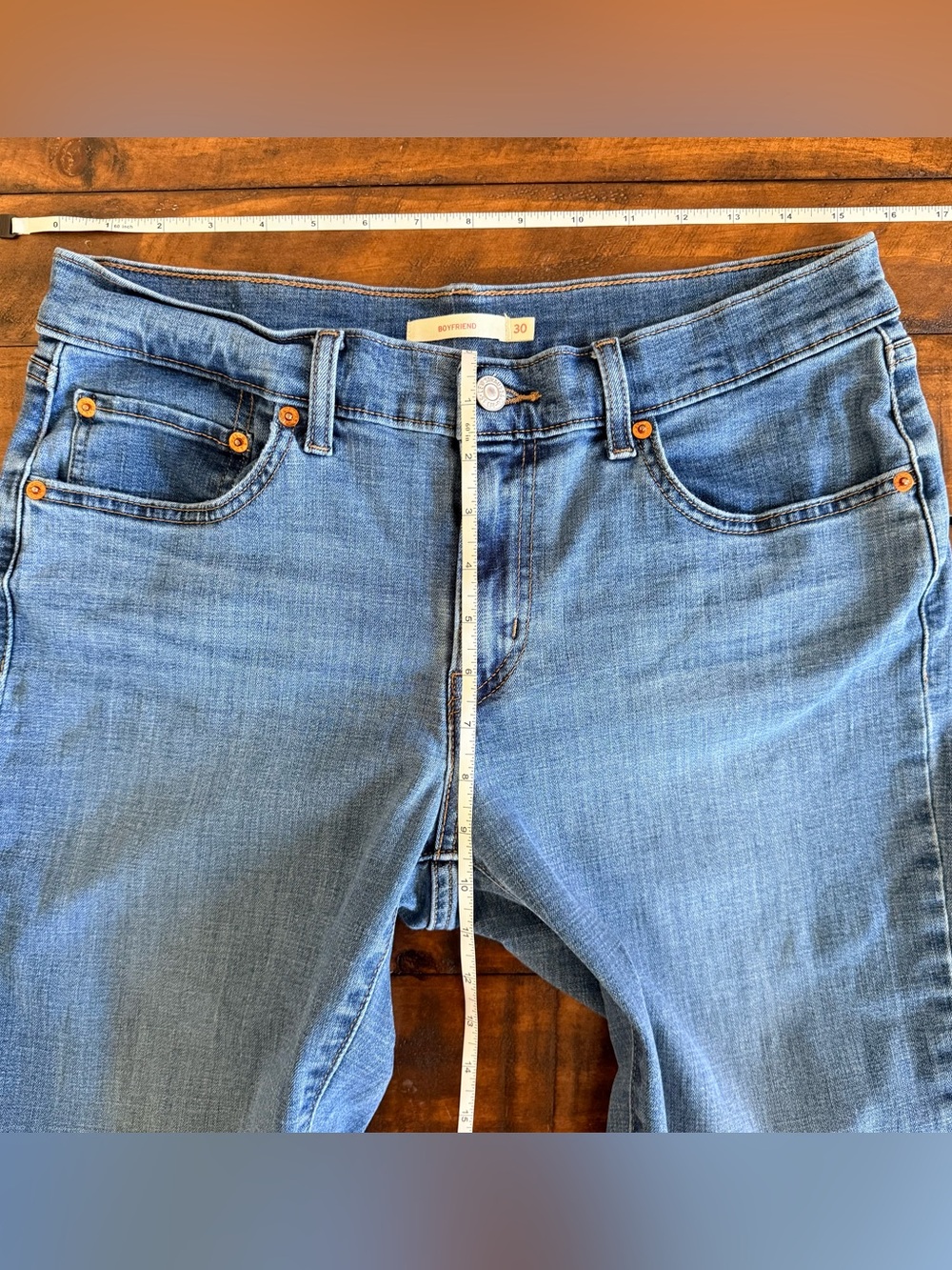 Levi’s Boyfriend Jeans, Women’s Size 30 - Picture 9 of 10